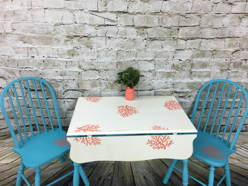 Coastal table and chair makeover